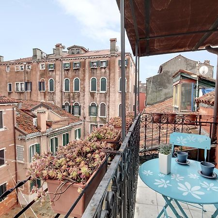 Апартаменты Via Garibaldi-Gigli Biennale Terrace By Wonderful Italy Венеция Экстерьер фото